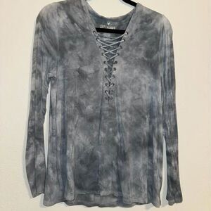 American Eagle Medium Soft & Sexy Long Sleeve Tops bundle of 2 very soft shirt